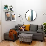 Bpr Pastellion Art Home In Buda