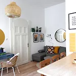 Bpr Pastellion Art Home In Buda